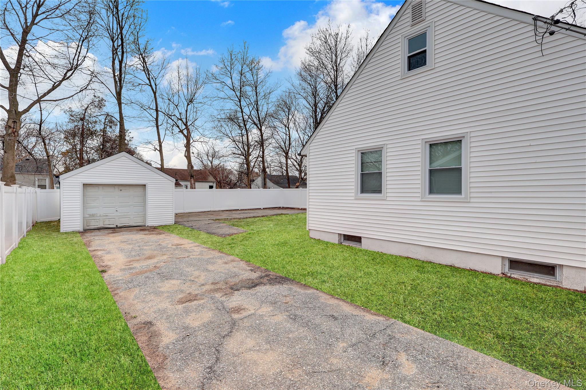 30 Davidson Street – For Sale photo 6