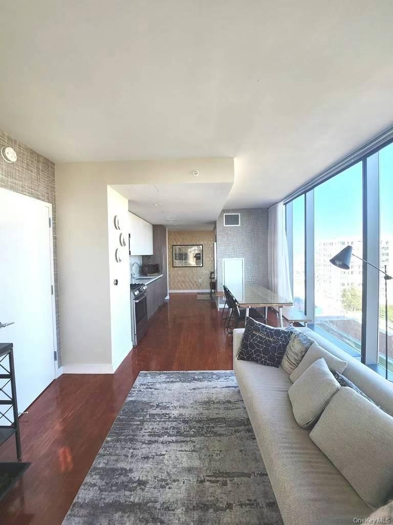 131-01 40 Road, Unit 19Z photo 2