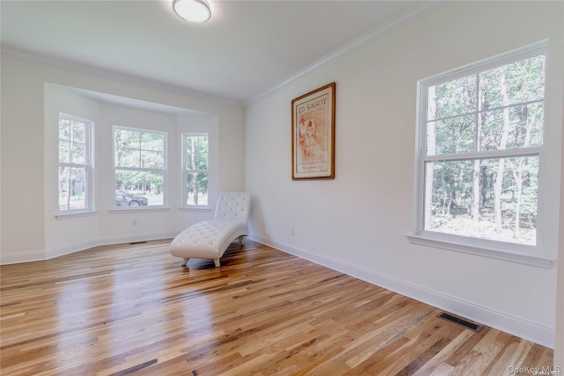7 9th Street – For Sale photo 4