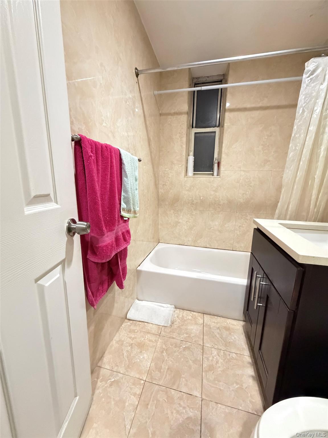134-39 Blossom Ave, Unit 2G photo 5