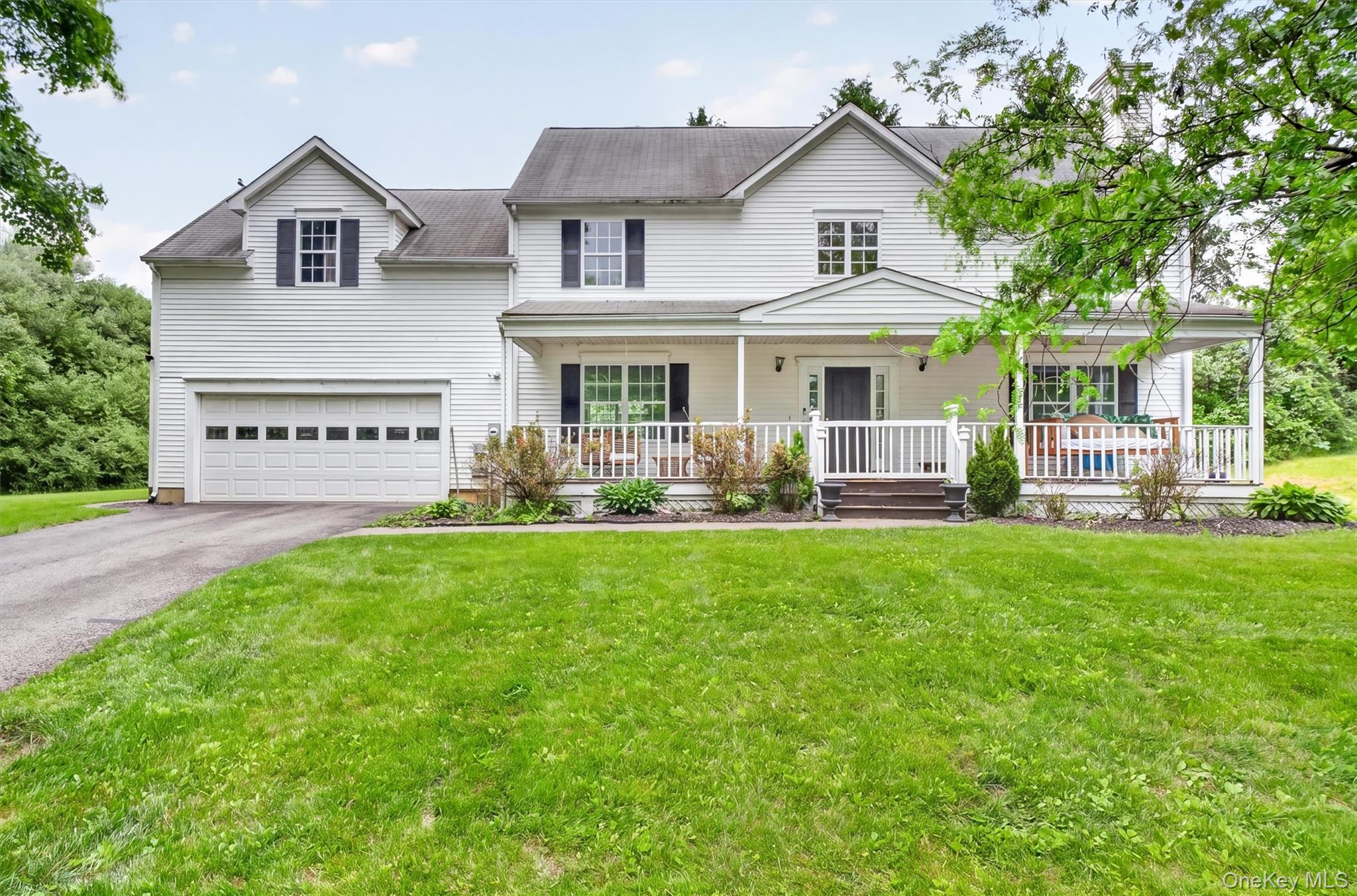 5 Red Tail Ct Court – For Sale photo 2