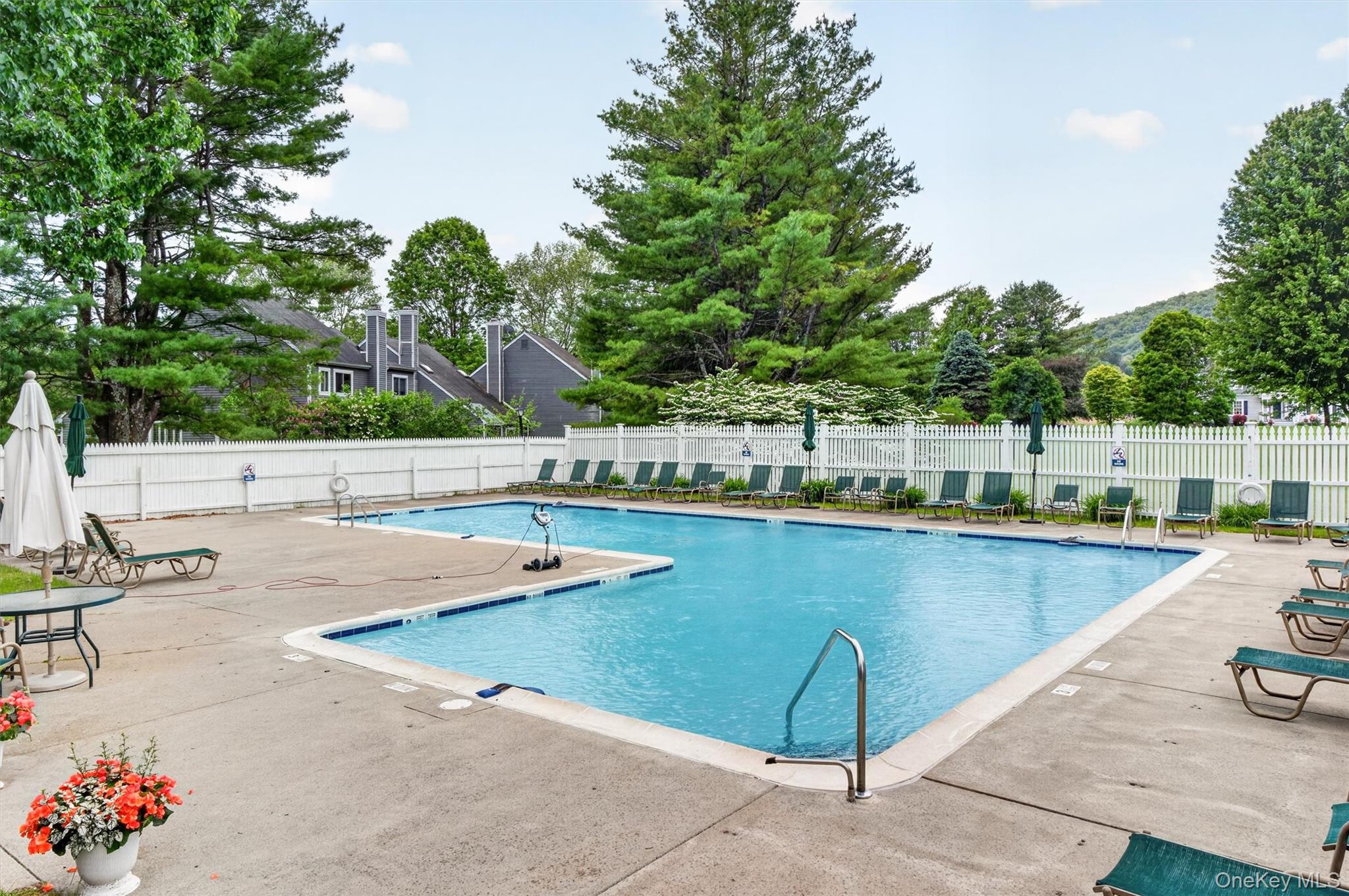 5 Red Tail Ct Court – For Sale photo 41