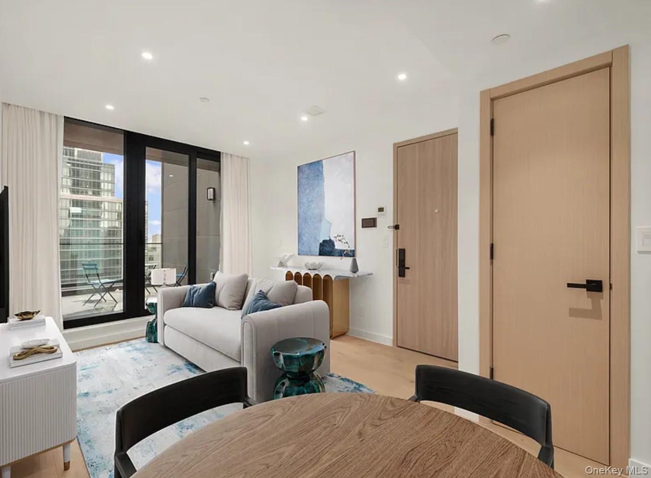 4262 Hunter Street, Unit 10A
