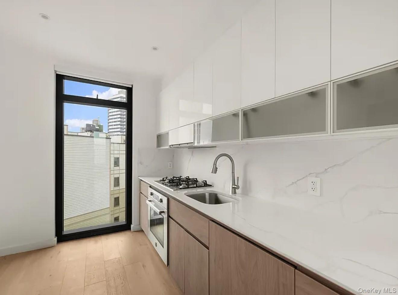 4262 Hunter Street, Unit 10A photo 9