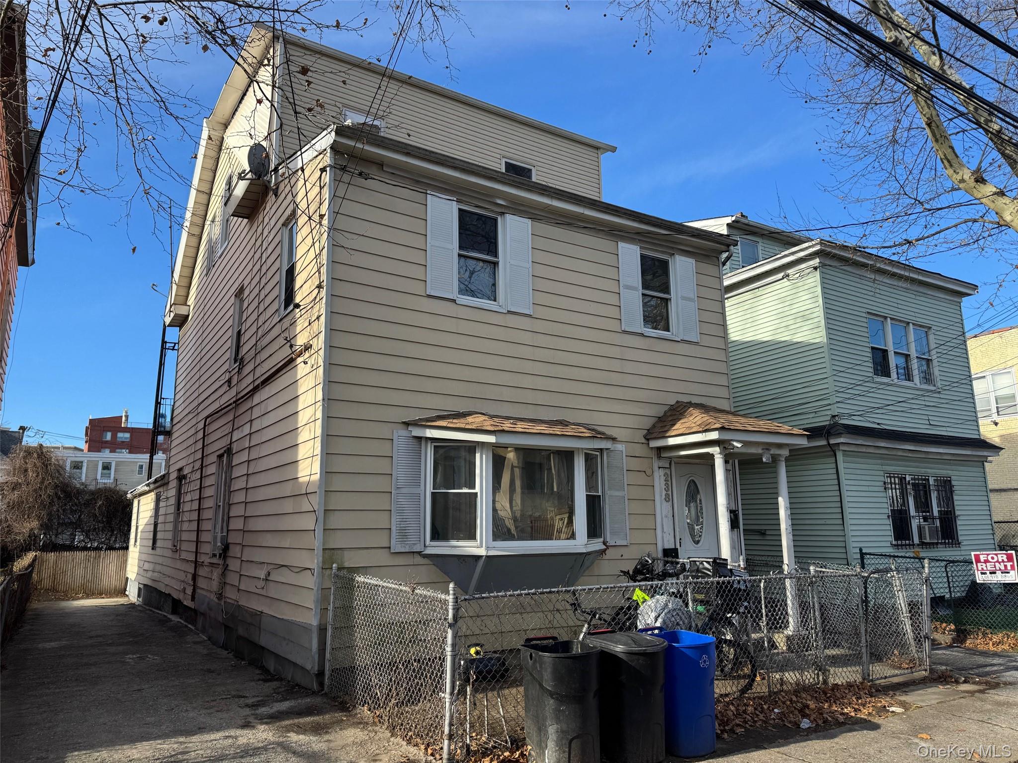 238 S 5th Avenue – For Sale