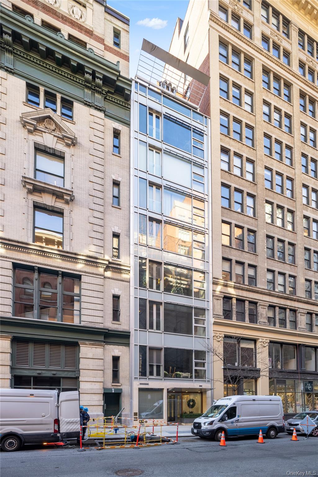 116 W 22nd Street, Unit 3