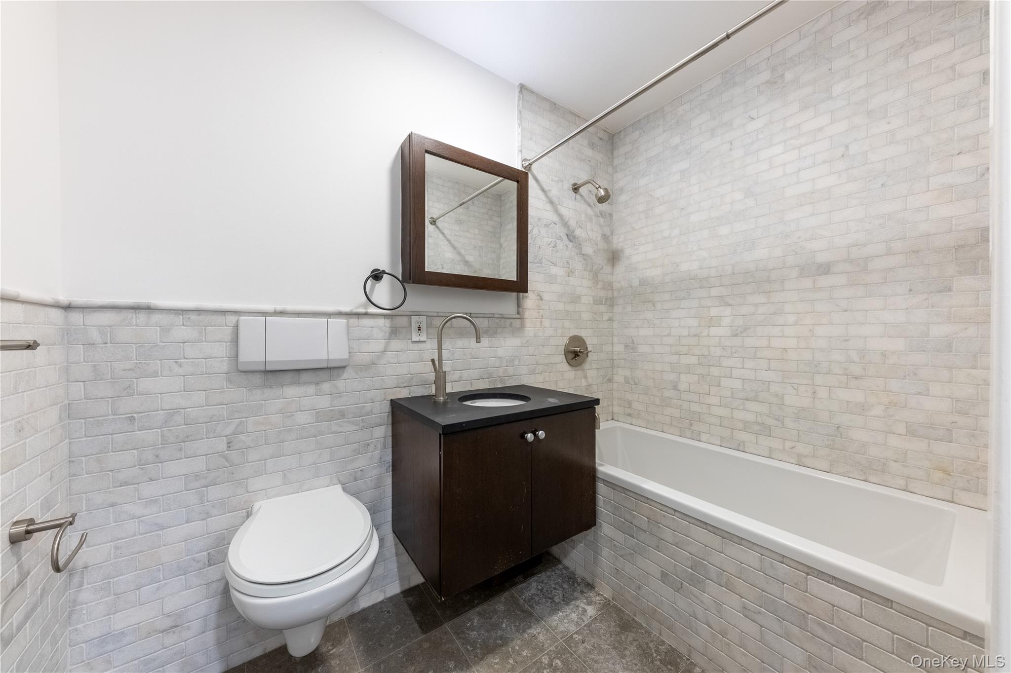 116 W 22nd Street, Unit 3 photo 25