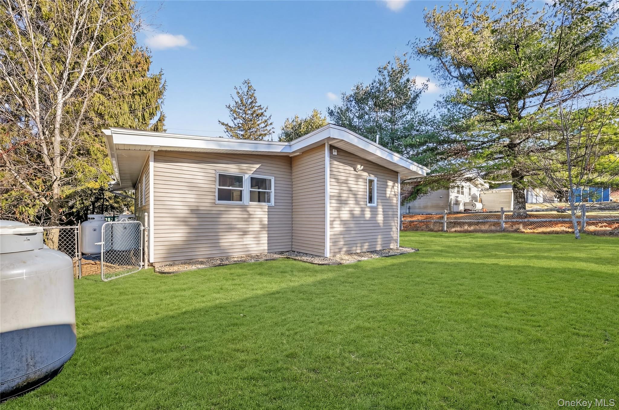 2 The Curve Road – For Sale photo 33