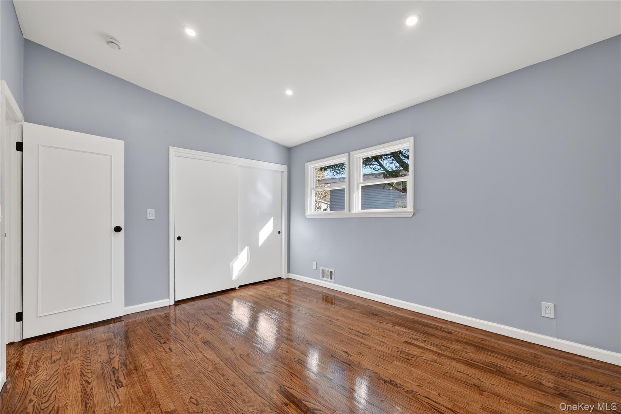 2 The Curve Road – For Sale photo 22