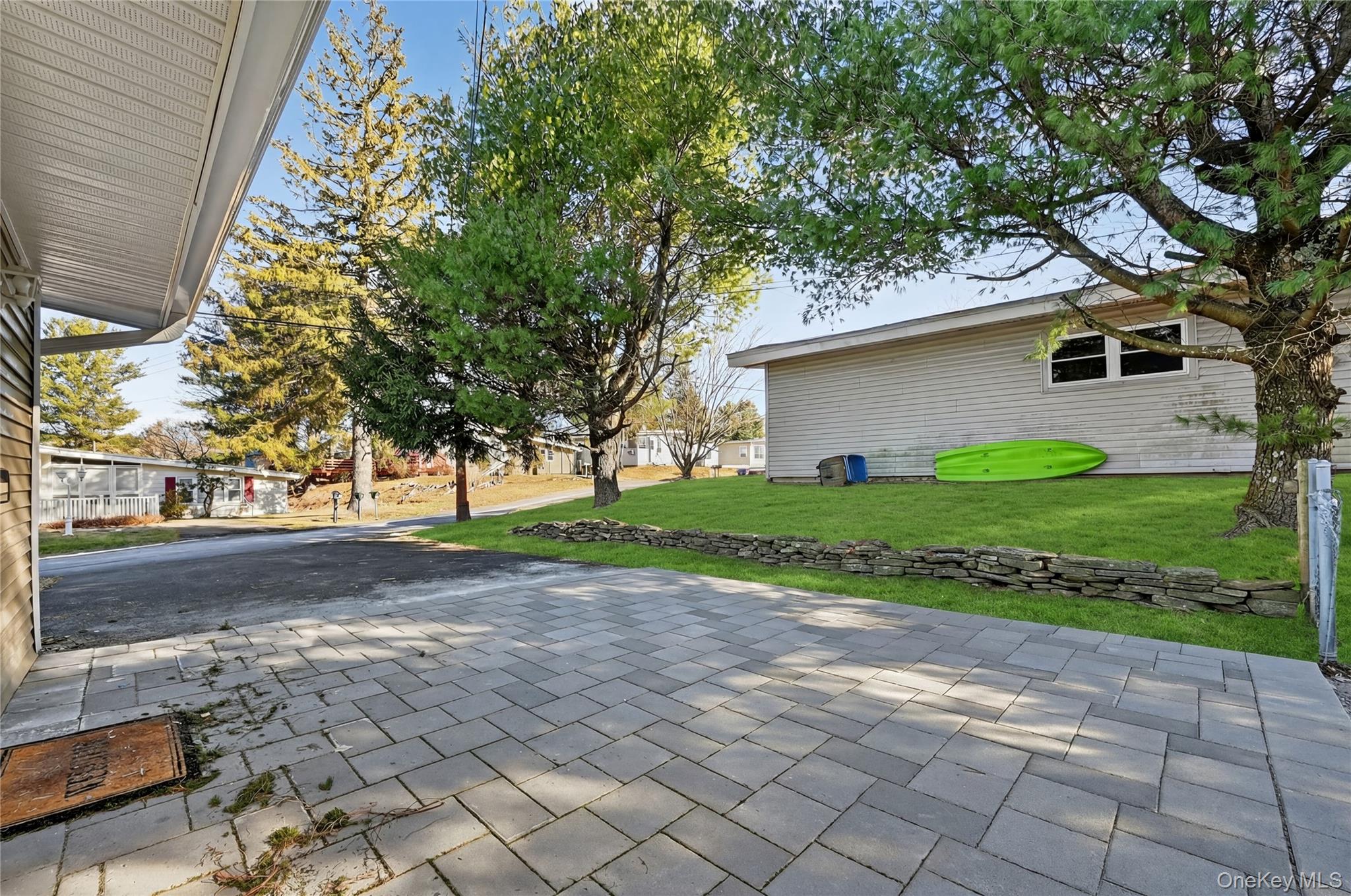 2 The Curve Road – For Sale photo 32