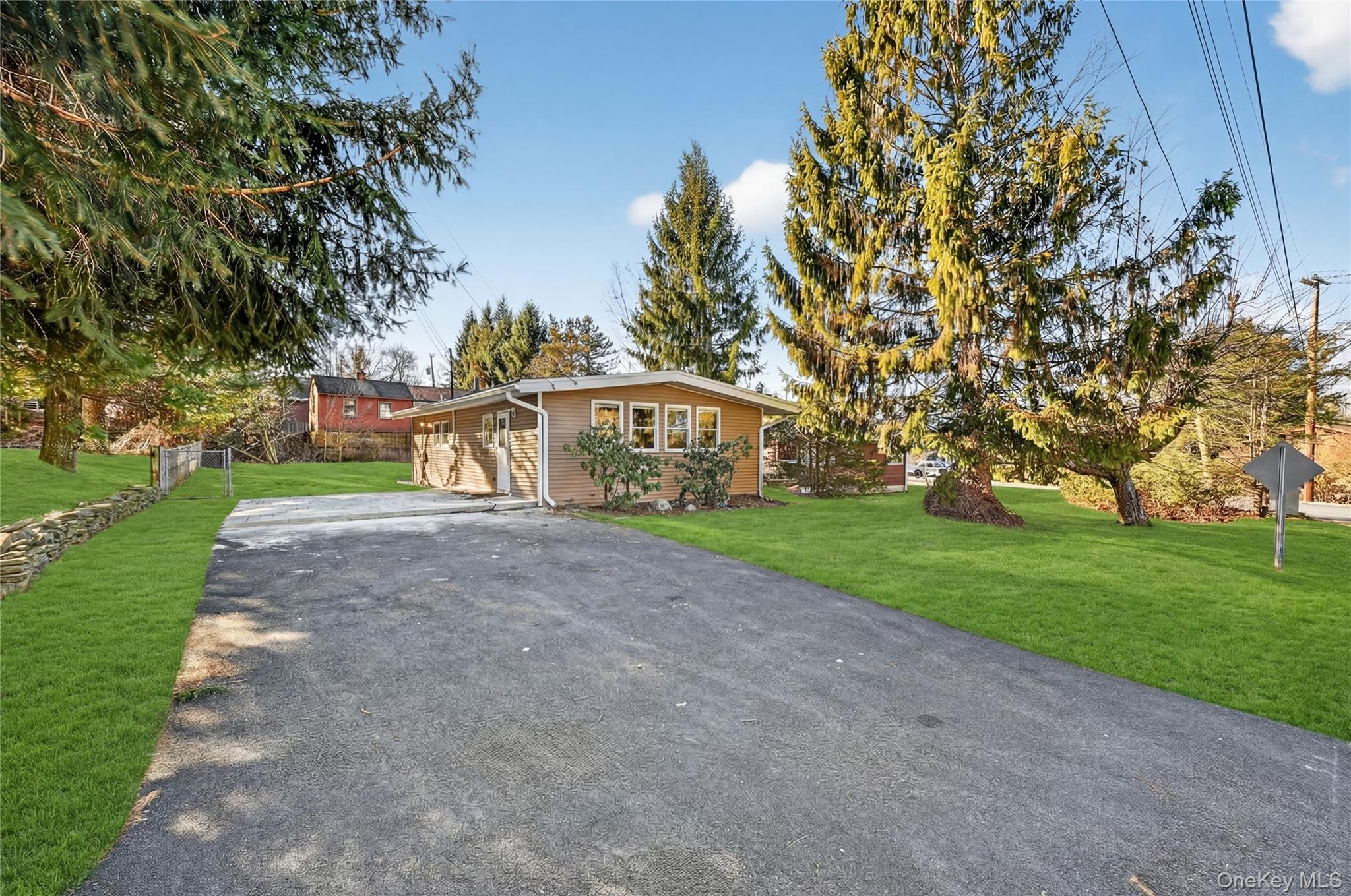 2 The Curve Road – For Sale