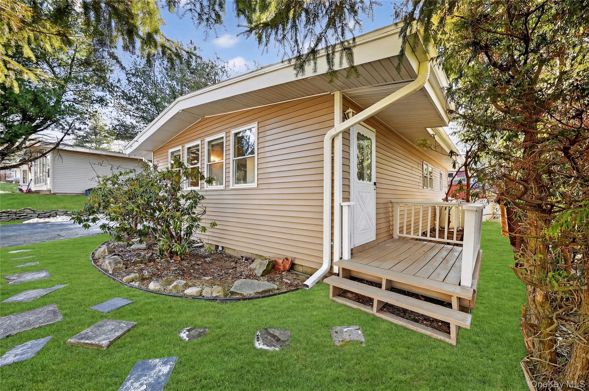 2 The Curve Road – For Sale photo 31