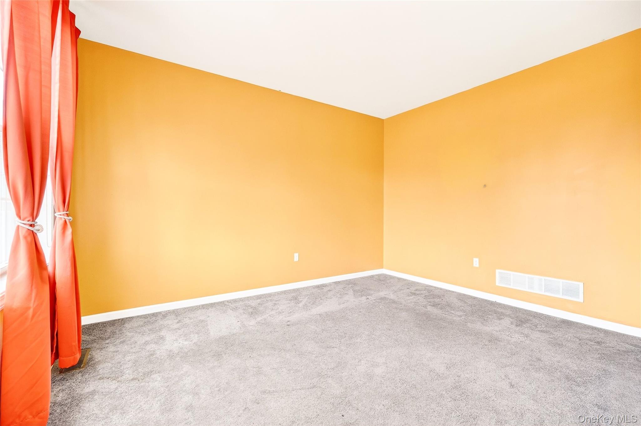 38 Highgrove Drive – For Sale photo 13