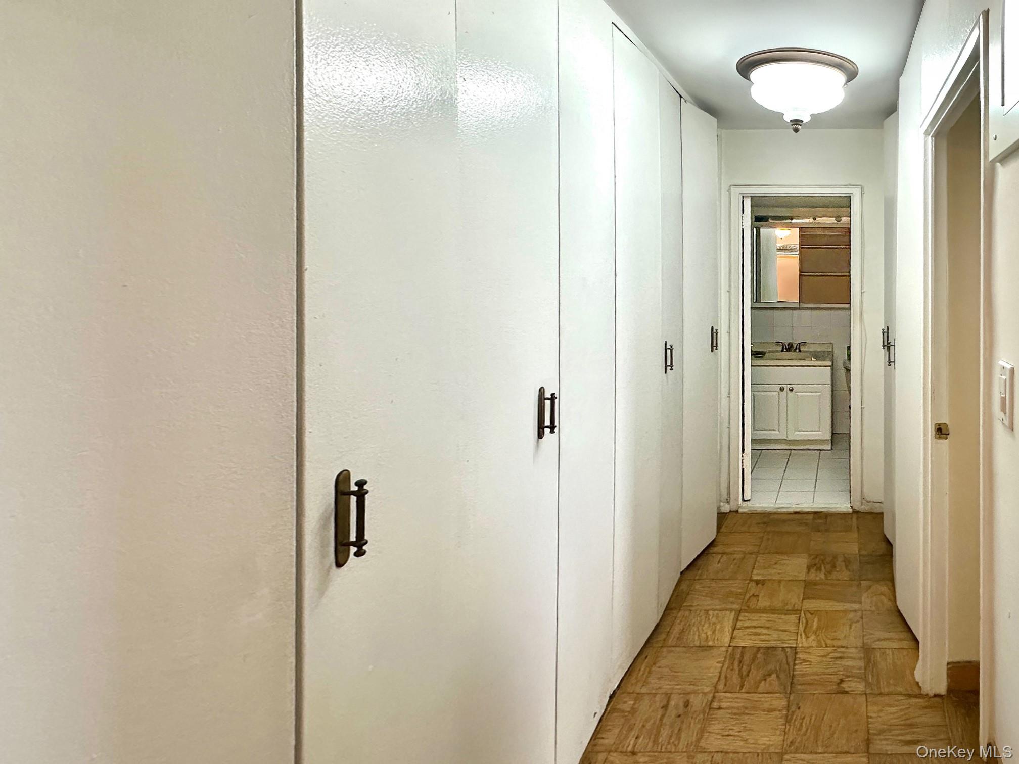 61-20 Grand Central Parkway, Unit A1407 photo 8