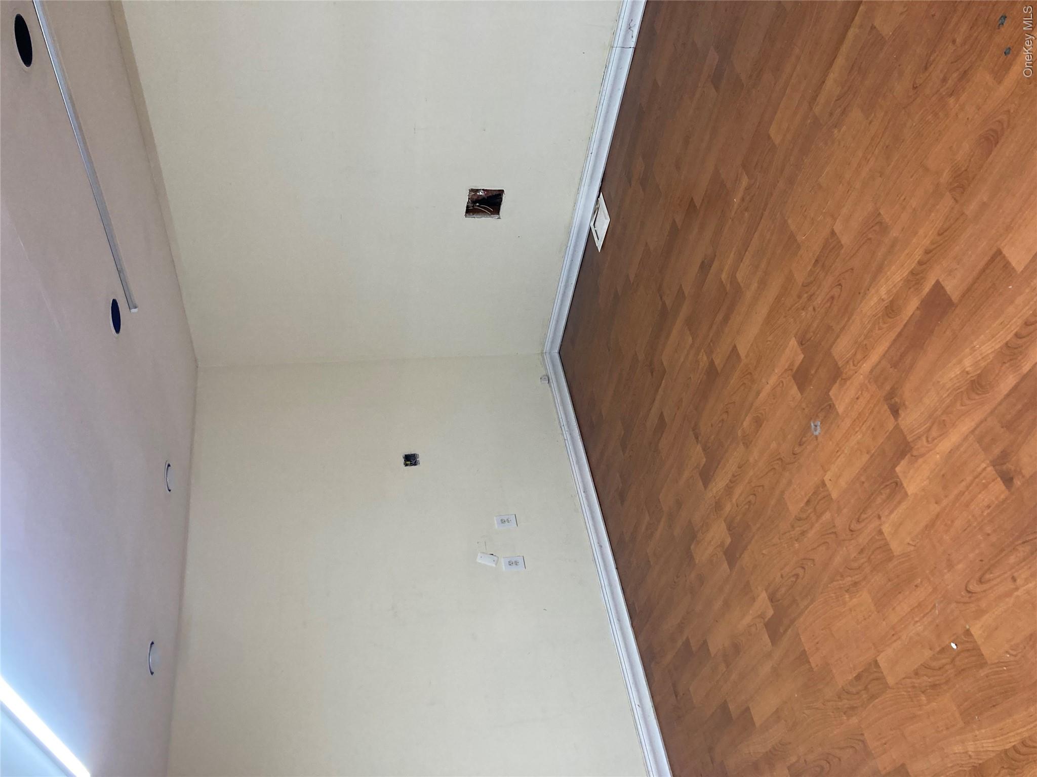 79-09 Metropolitan Avenue – For Rent photo 10