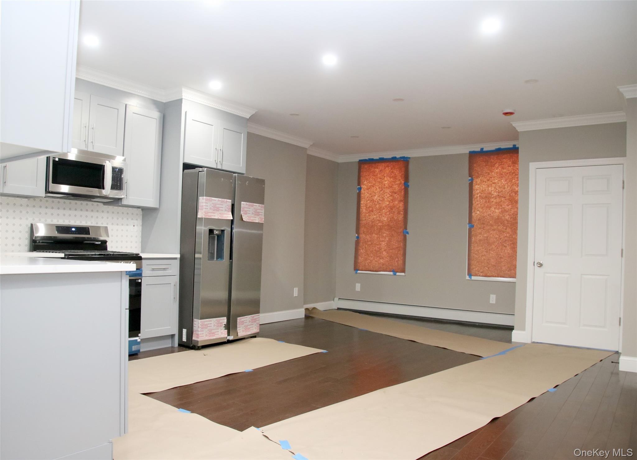 1438 E 95 Street – For Sale photo 2