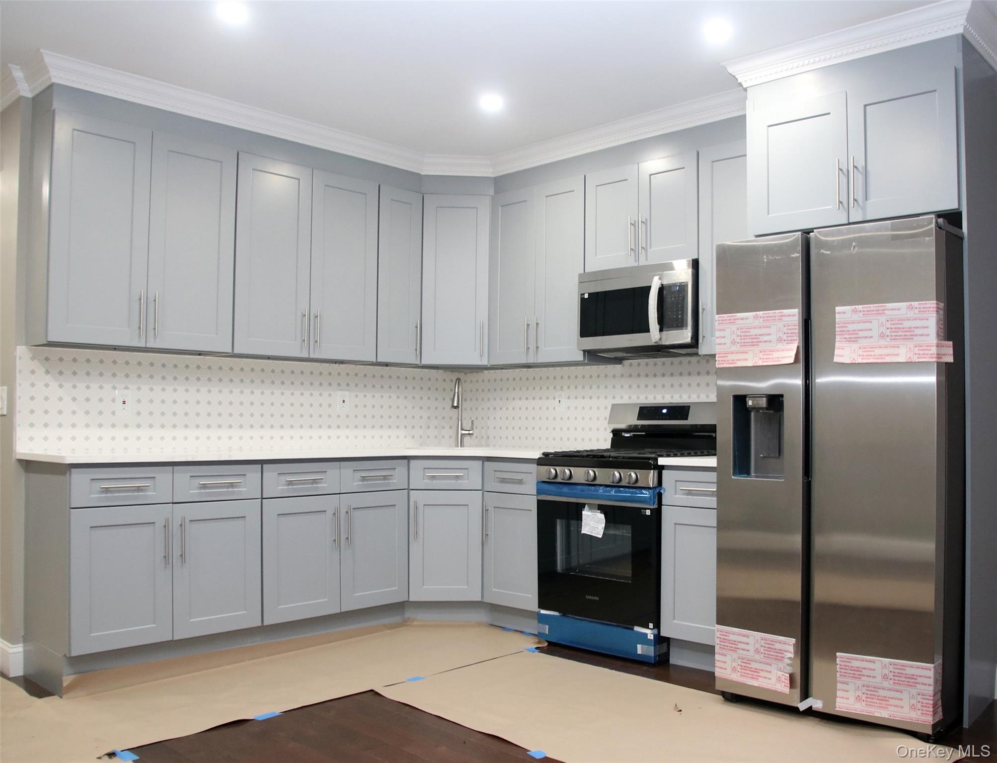 1438 E 95 Street – For Sale photo 3