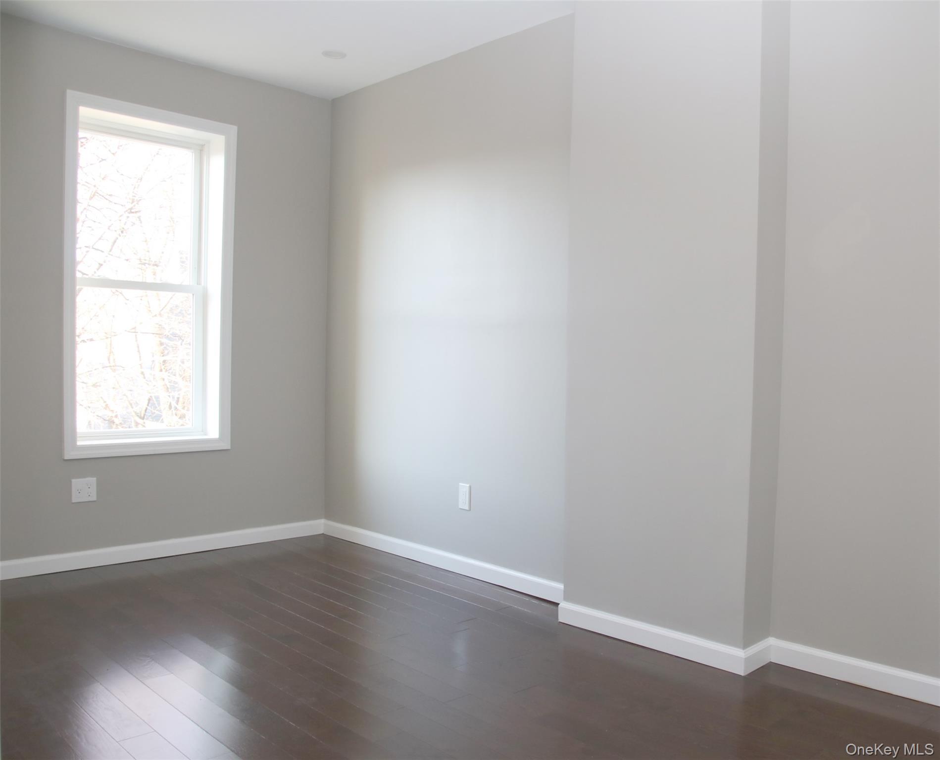 1438 E 95 Street – For Sale photo 20
