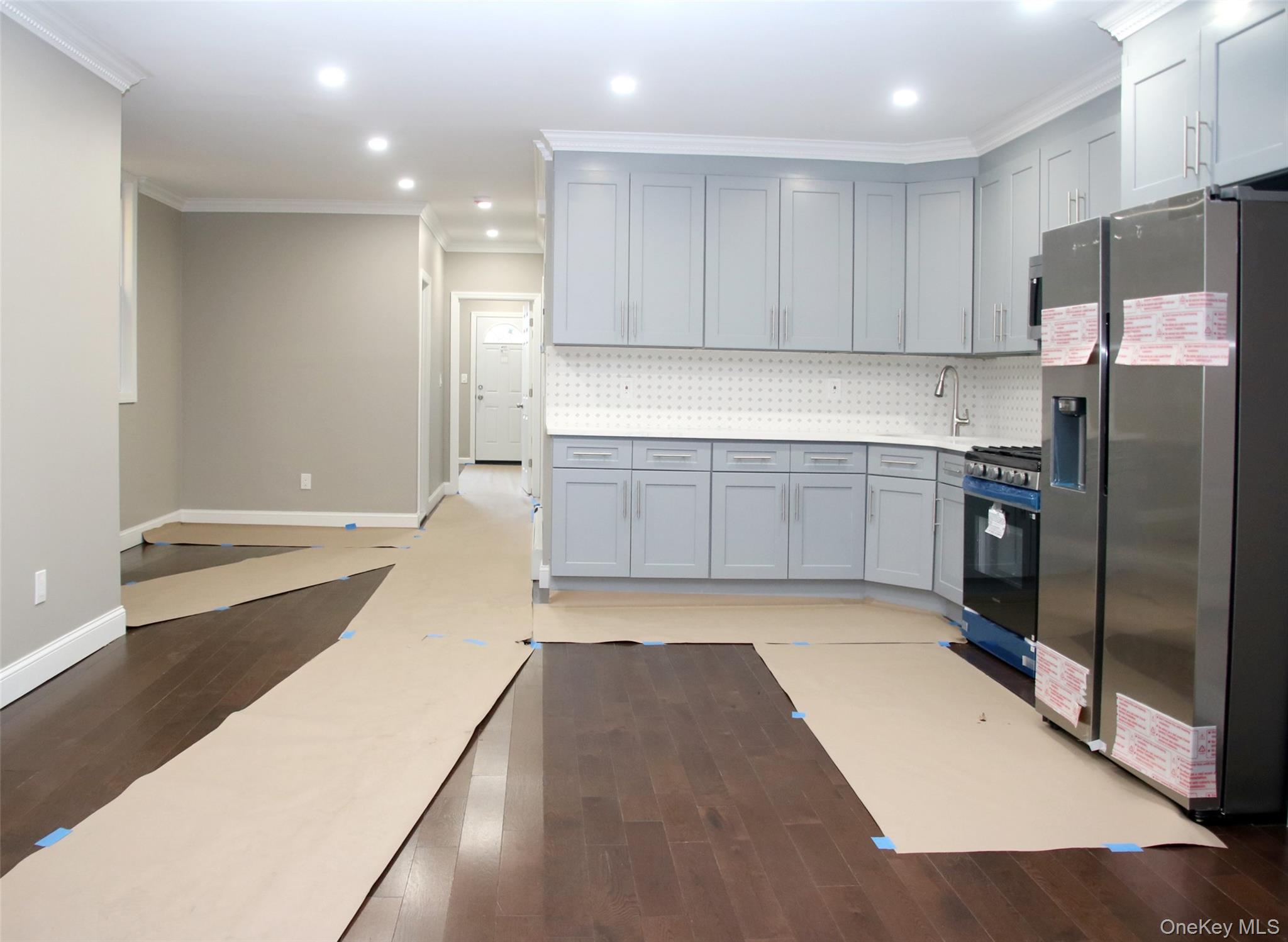 1438 E 95 Street – For Sale photo 4