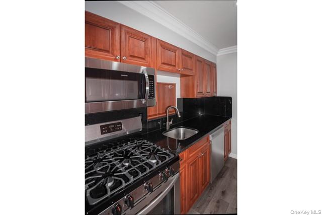 465 Lake Pointe Court, Unit 465 photo 2