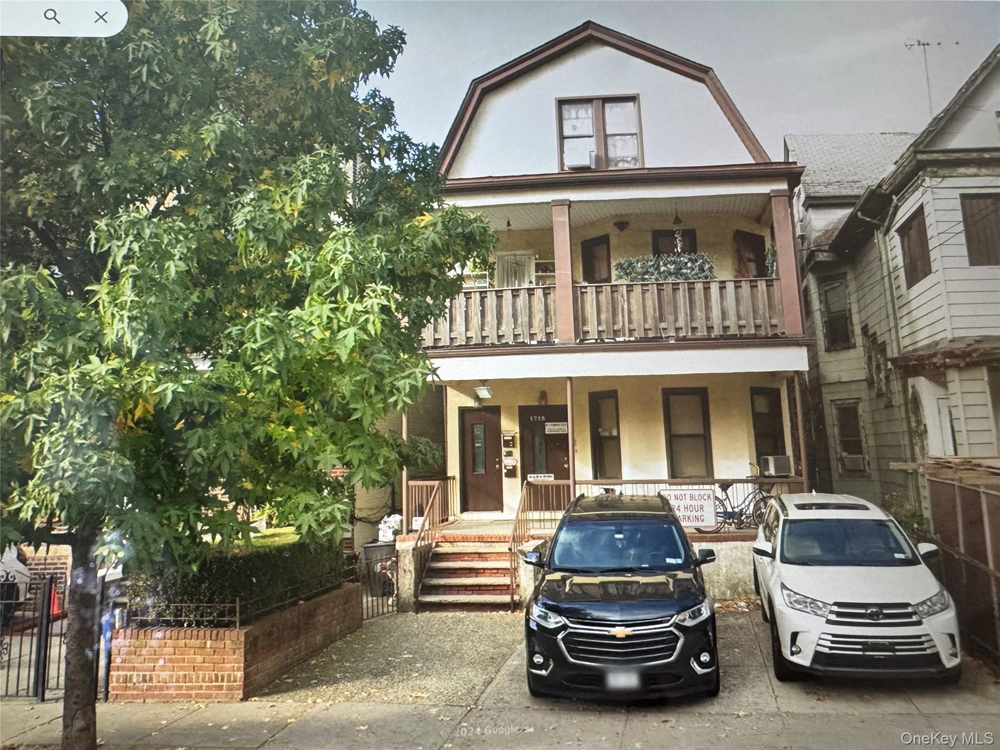 1718 E 17th Street, Unit 1 photo 2