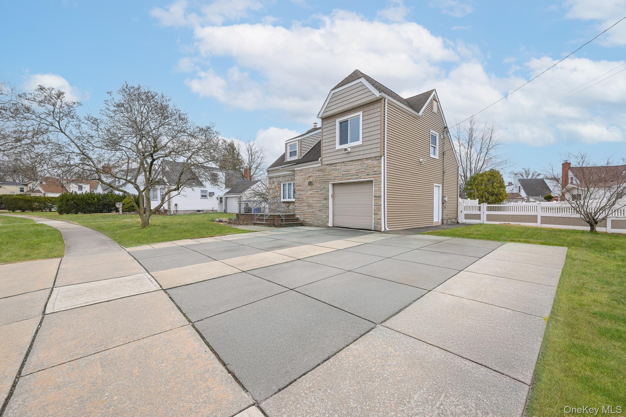 100 Morris Parkway – For Sale photo 3