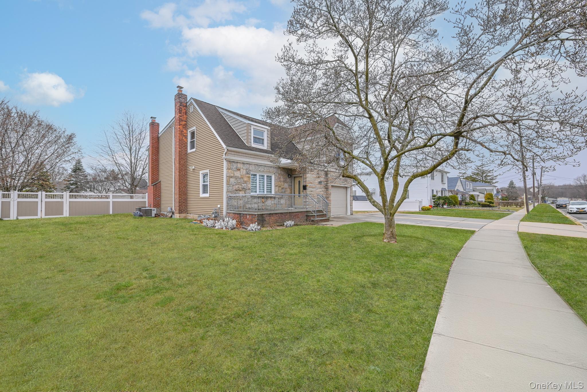 100 Morris Parkway – For Sale photo 2