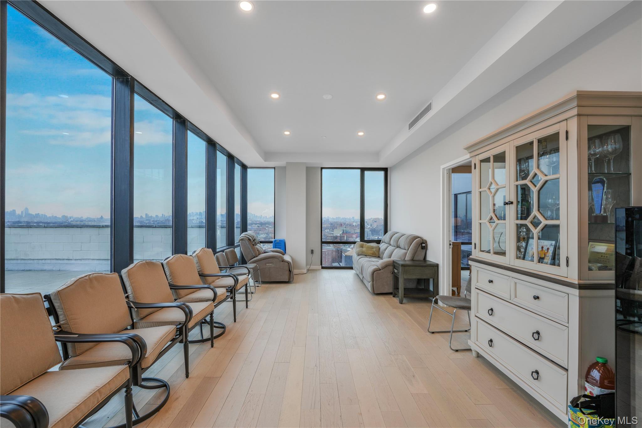 88-08 Justice Avenue, Unit PH-C photo 2