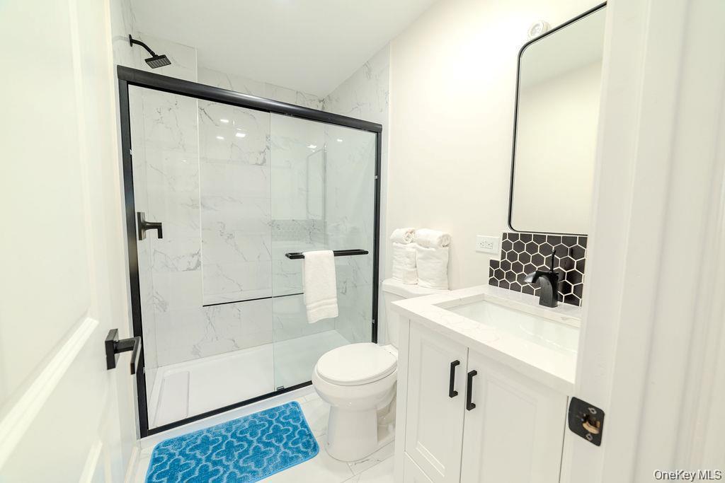 327 Mundy Lane – For Sale photo 5
