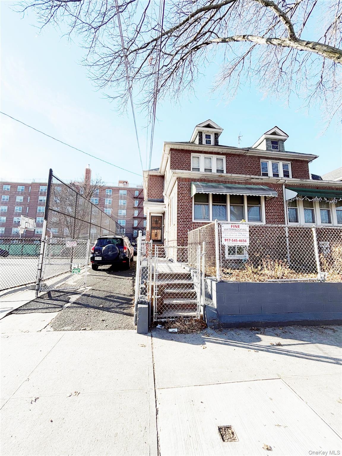 715 Rosedale Avenue – For Sale