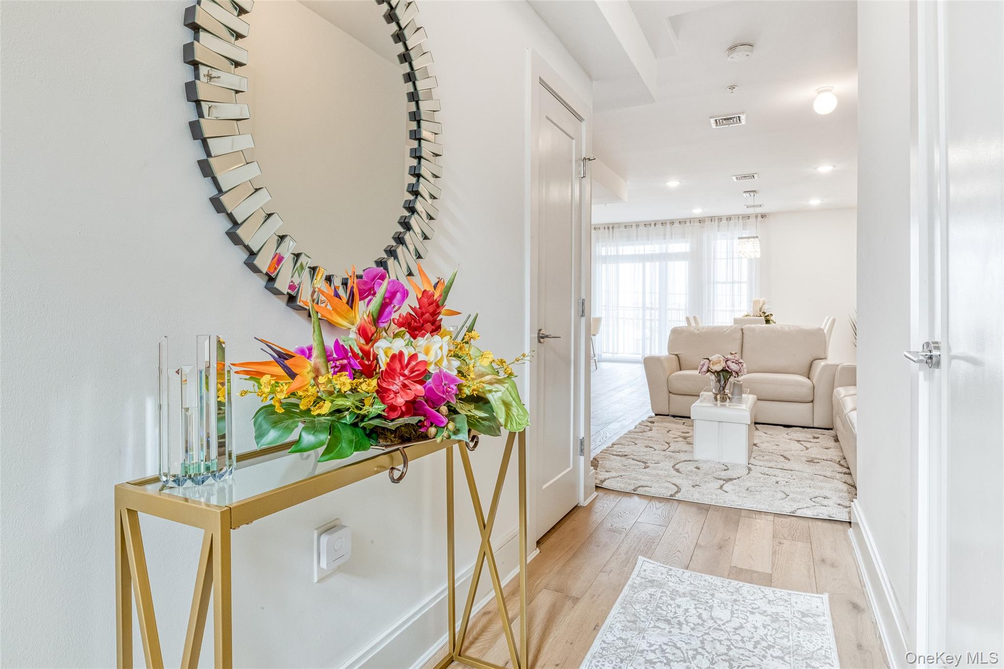 121 Marina Pointe Drive, Unit 121 photo 2