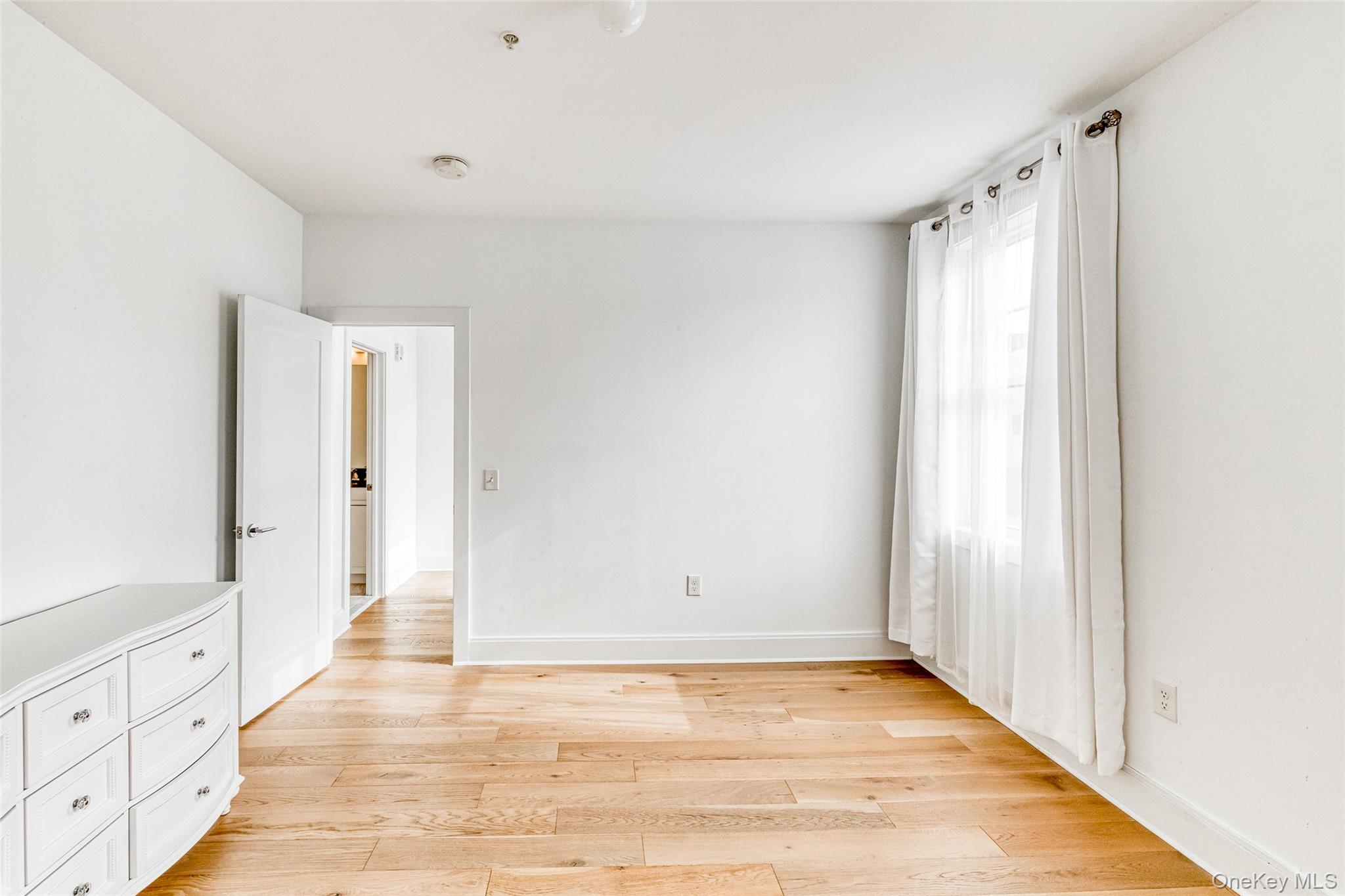 121 Marina Pointe Drive, Unit 121 photo 20