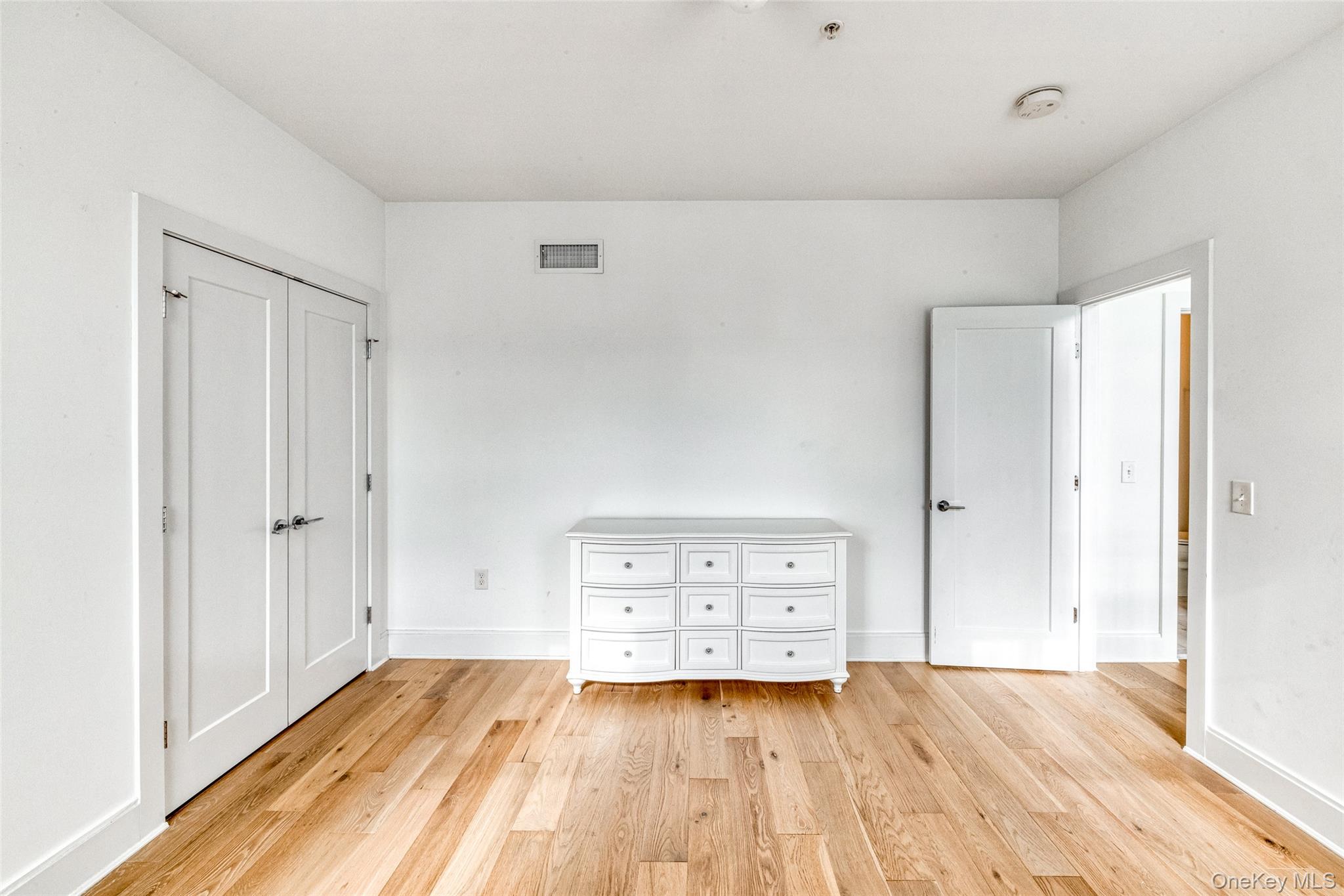 121 Marina Pointe Drive, Unit 121 photo 19