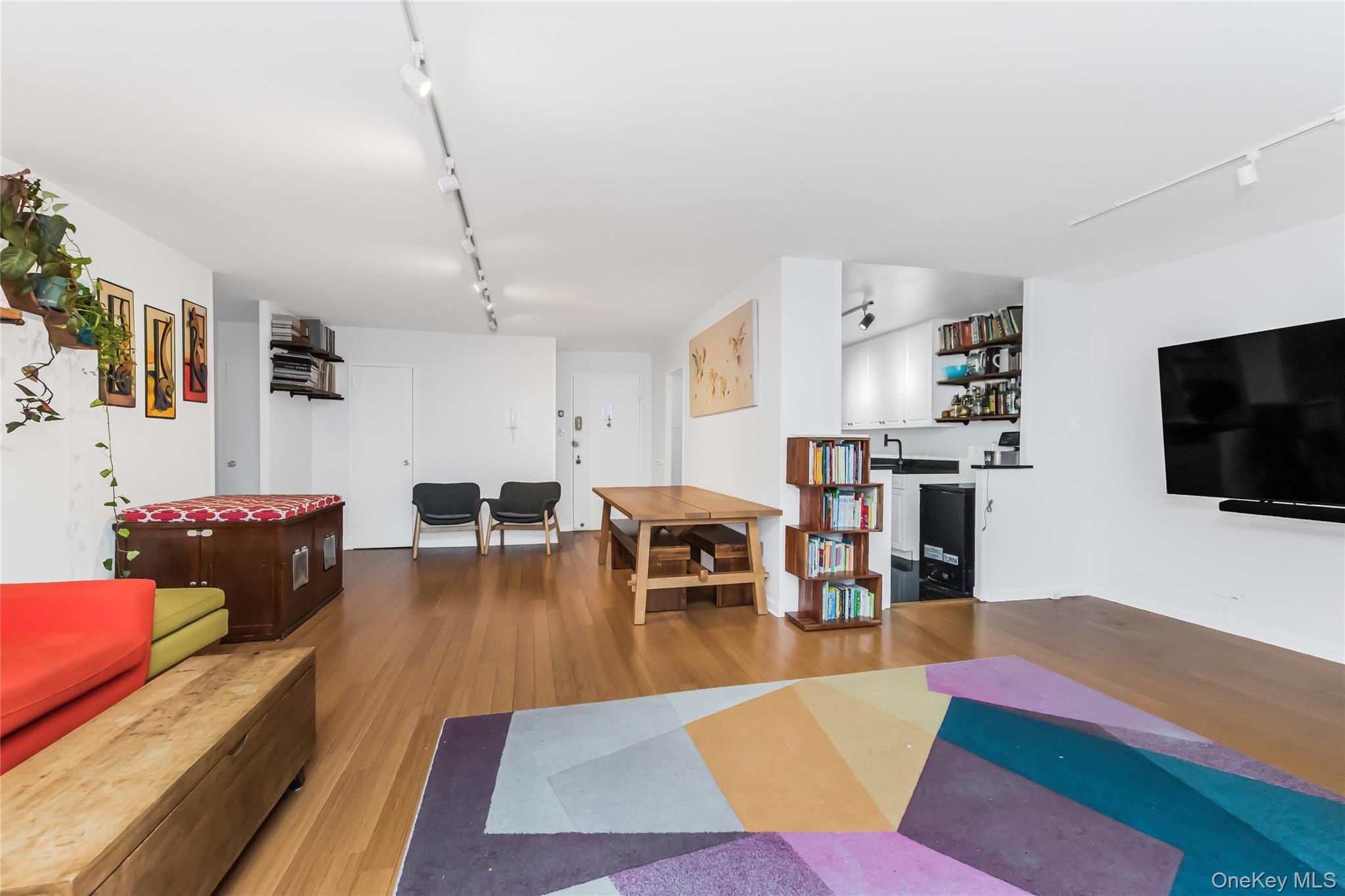 2500 Johnson Avenue, Unit 15G photo 4