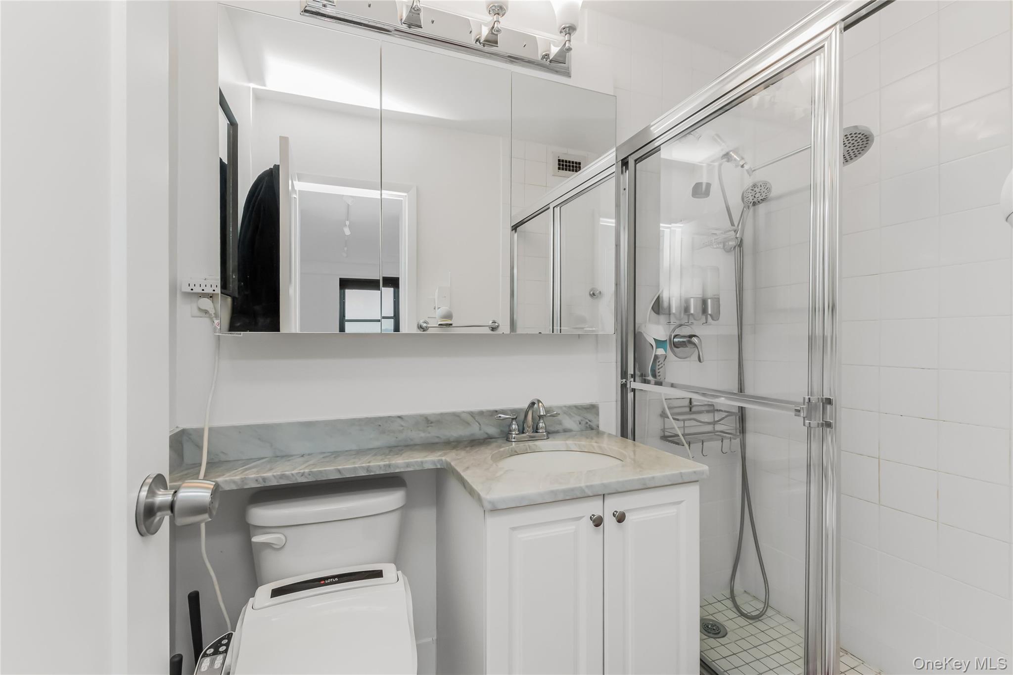 2500 Johnson Avenue, Unit 15G photo 11