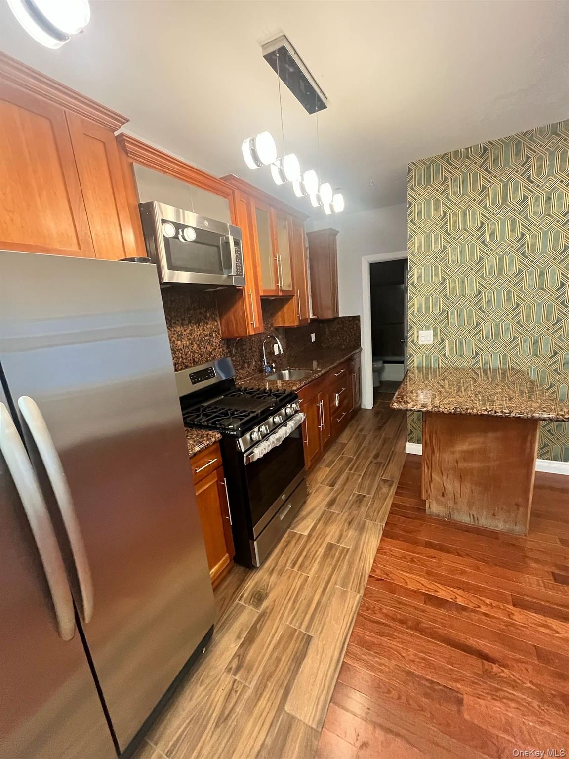 11423 Sutter – For Sale photo 18