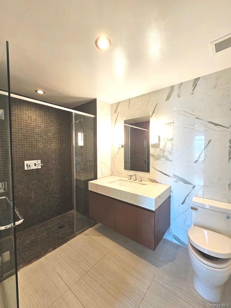 138-35 39th Avenue, Unit 12L photo 10