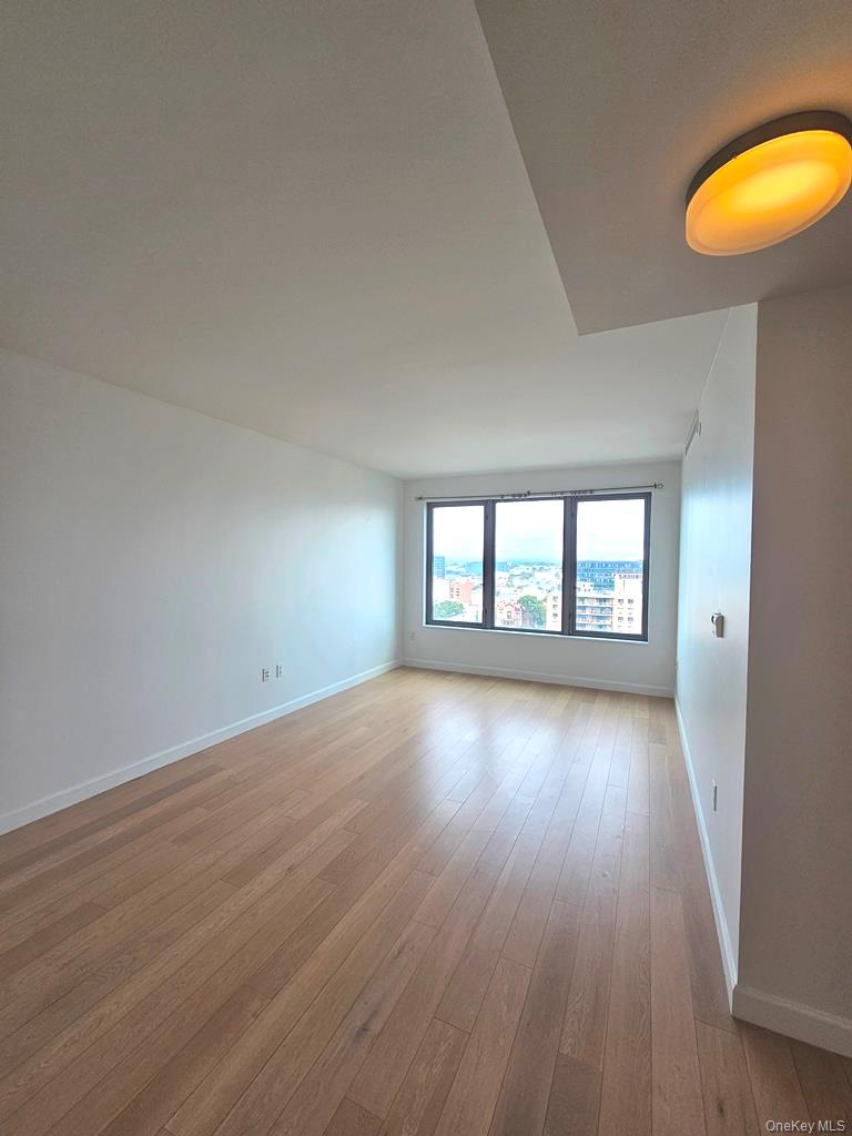 138-35 39th Avenue, Unit 12L photo 5