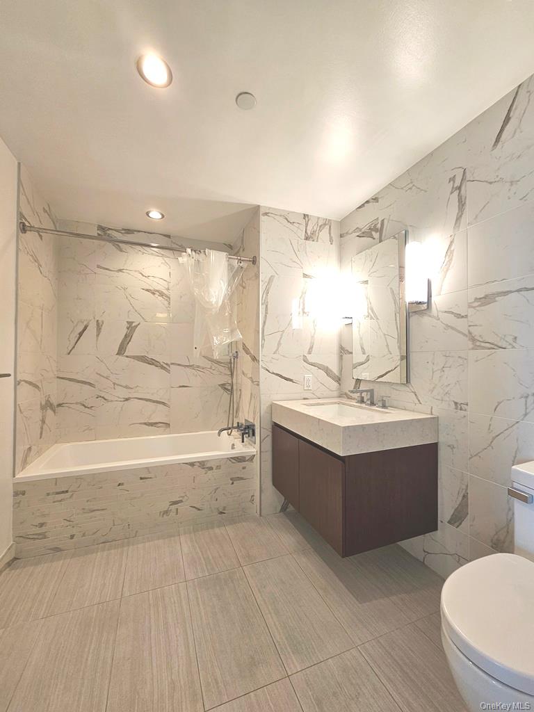 138-35 39th Avenue, Unit 12L photo 7