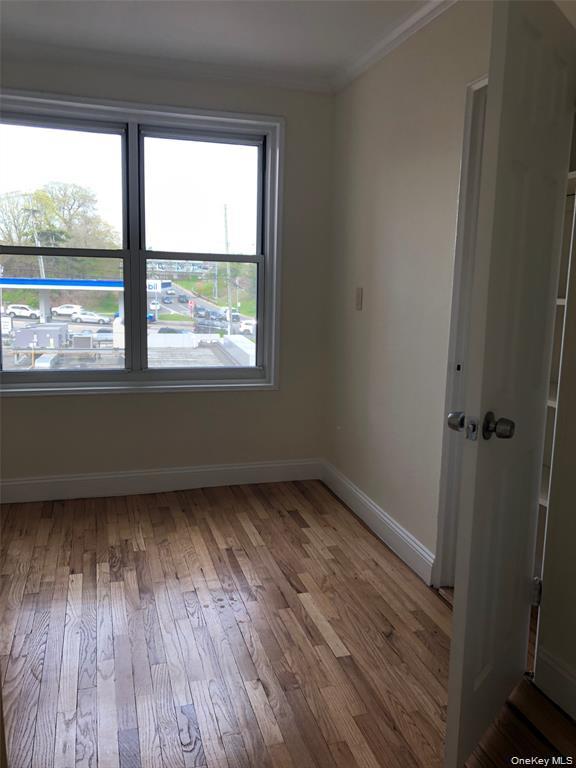 1296 Midland Avenue, Unit E4 photo 10
