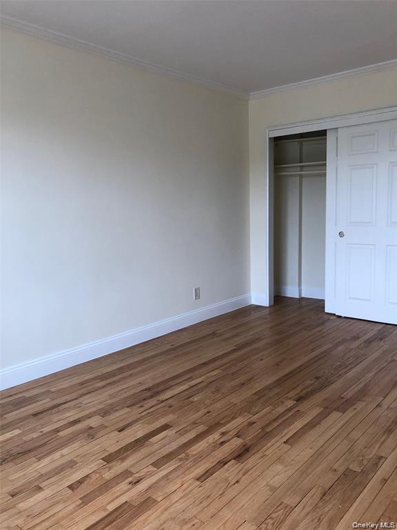 1296 Midland Avenue, Unit E4 photo 11