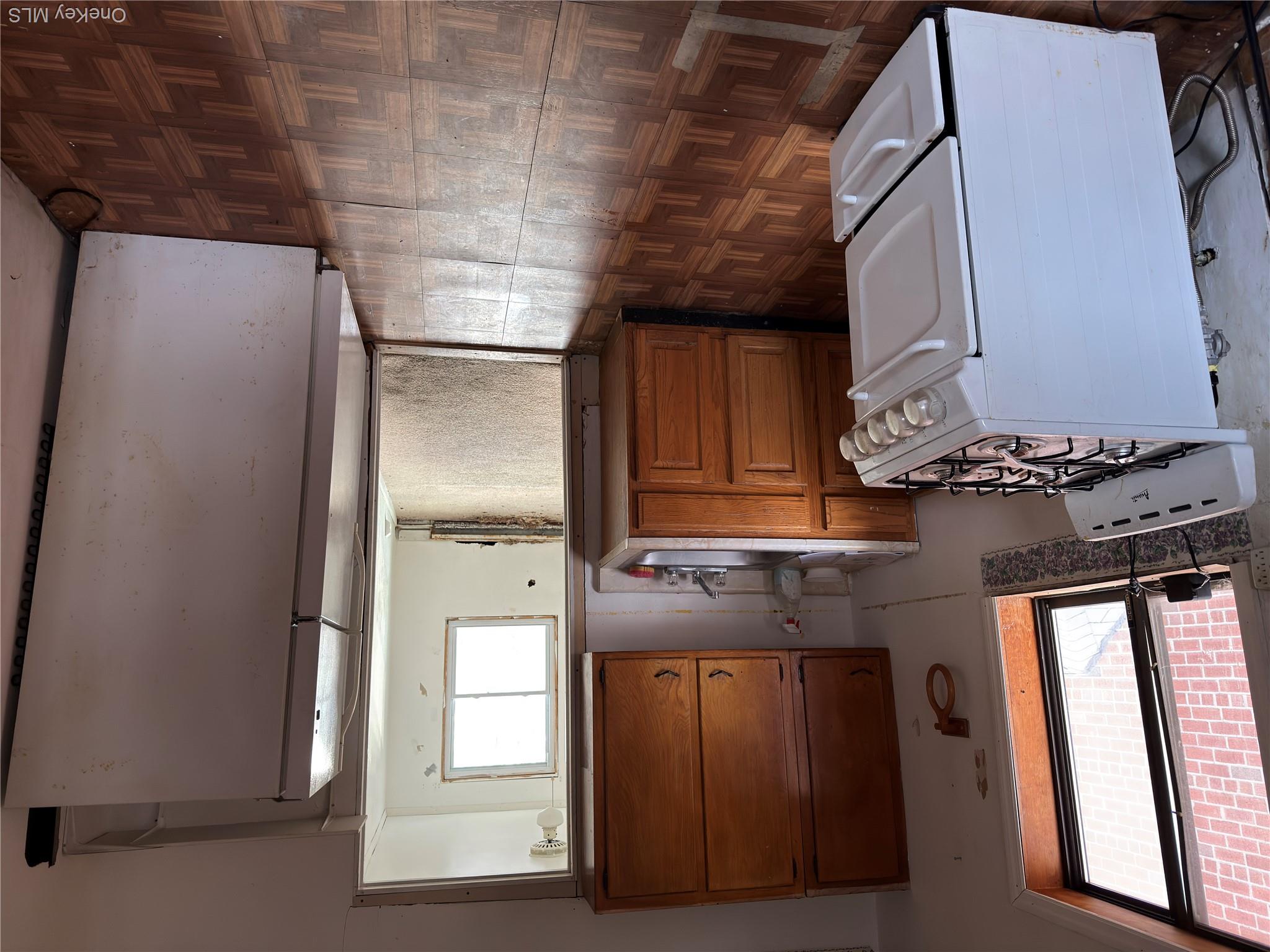 124-12 7th Avenue – For Sale photo 6
