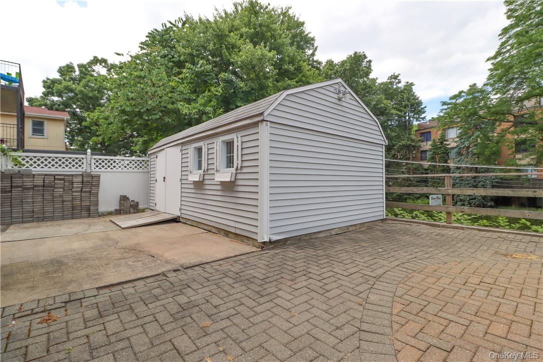 1078 Midland Avenue – For Sale photo 16
