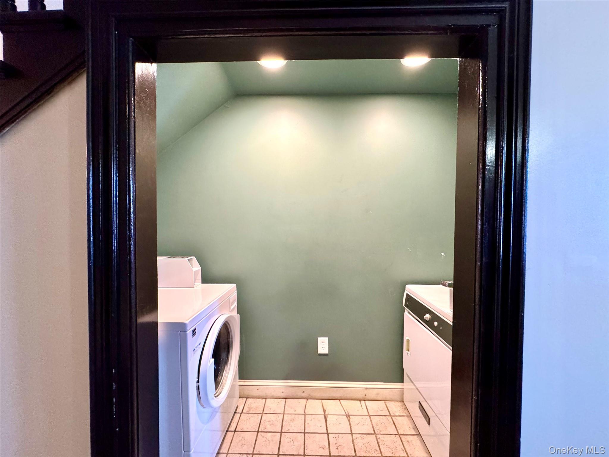 147-151 Grandview Avenue – For Sale photo 10