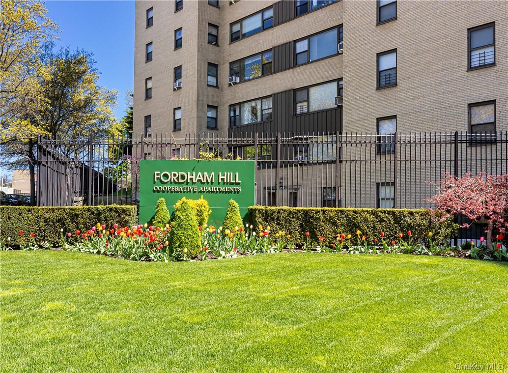 1 Fordham Hill Oval, Unit 16G photo 20