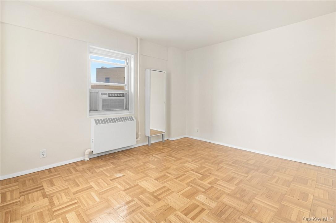 1 Fordham Hill Oval, Unit 16G photo 9