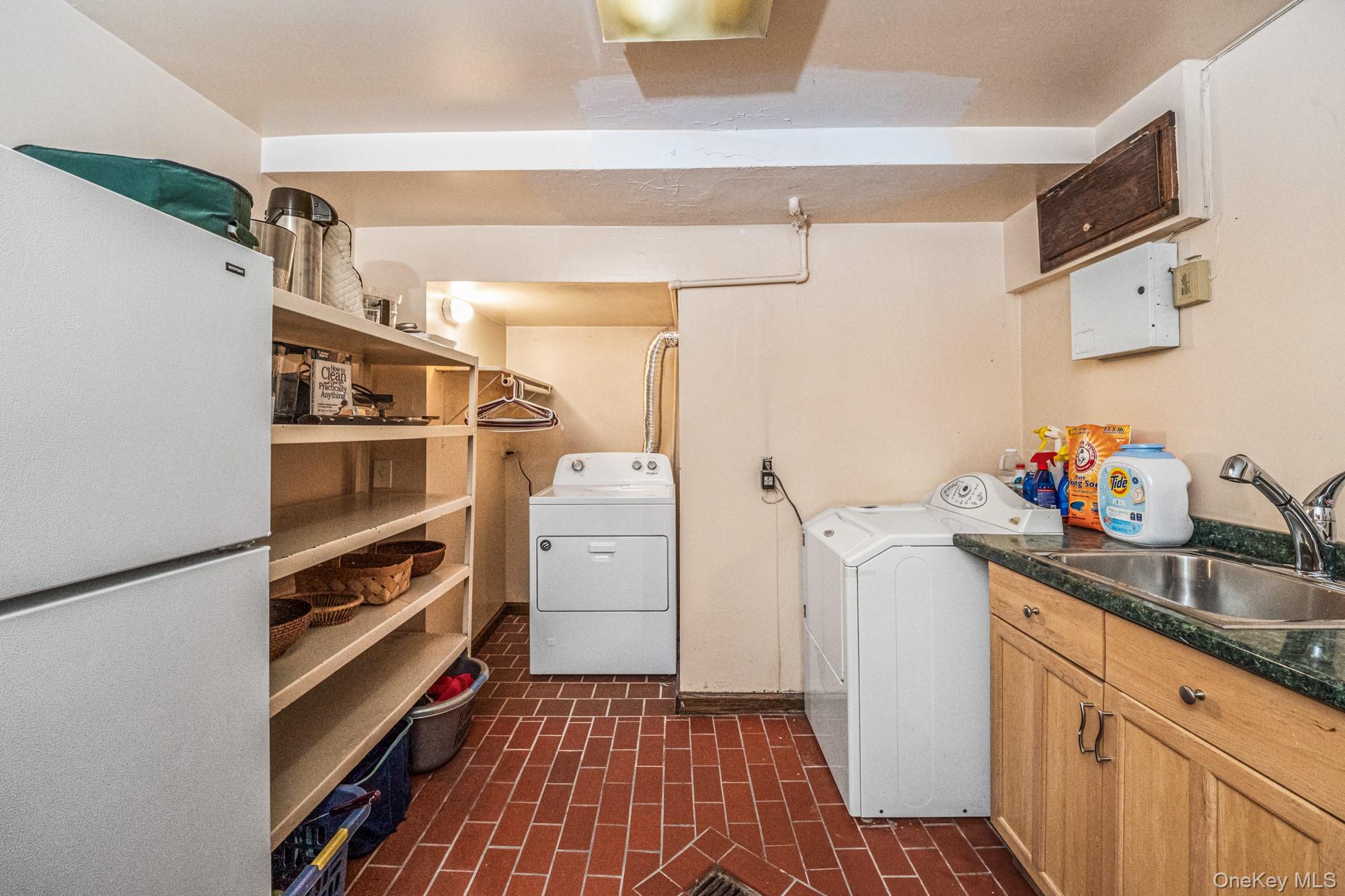 31 Puritan Avenue – For Sale photo 43