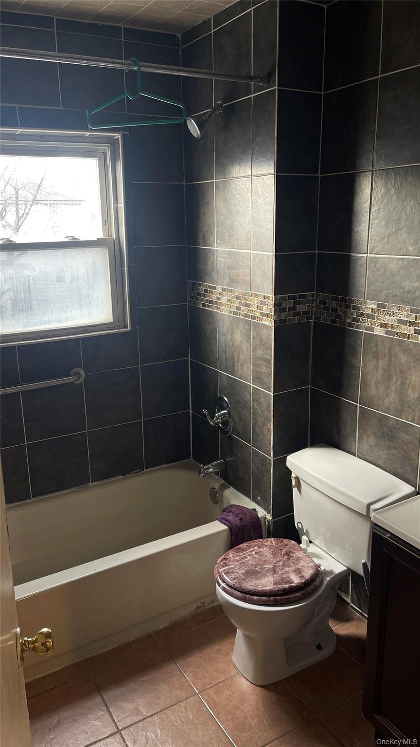 118-18 190th Street – For Sale photo 12