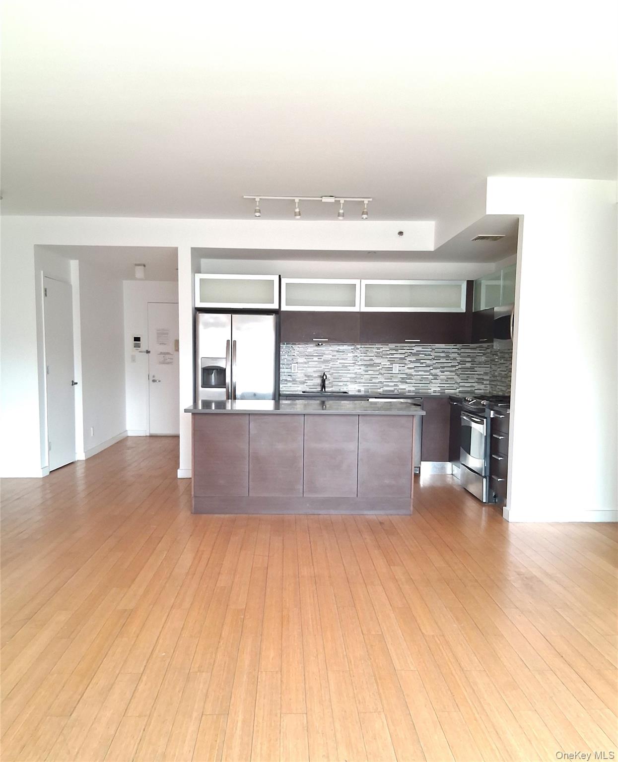 353 E 104 Street, Unit 7B photo 5
