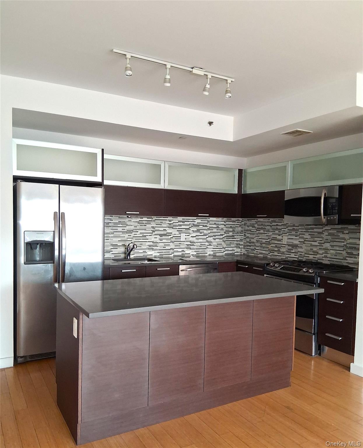 353 E 104 Street, Unit 7B photo 8